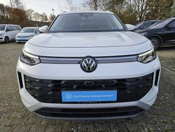 Oryxweiß perleffekt Gebraucht 2025 VW Tayron Life SUV | 40.969 € (Guter Preis)