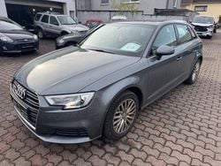 Grau Gebraucht 2017 Audi A3 Ambiente Limousine | 11.990 € (Superpreis)