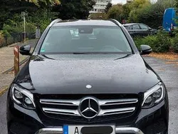 Schwarz Gebraucht 2017 Mercedes GLC250 Exclusive SUV | 22.999 € (Fairer Preis)