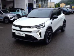 Perlmuttweiß metallic, black Neu 2025 Renault Captur Techno SUV | 31.600 € (Teuer)