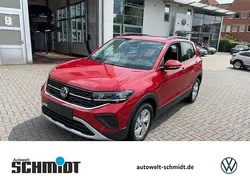 Rot Gebraucht 2024 VW T-Cross Life SUV | 19.998 € (Guter Preis)