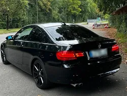 Schwarz Gebraucht 2007 BMW 330 Coupé | 17.499 €