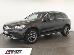 Grau Gebraucht 2022 Mercedes GLC300e AMG SUV | 40.884 € (Teuer)