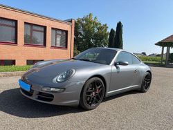 Grau Gebraucht 2006 Porsche 911 Carrera 4S Coupé | 67.900 €