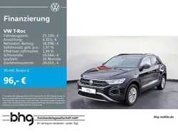 Schwarz Gebraucht 2025 VW T-Roc Life SUV | 25.330 €