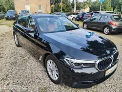 Black sapphire metallic Gebraucht 2020 BMW 518 Luxury Line Limousine | 26.650 € (Teuer)