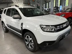 Weiß Gebraucht 2023 Dacia Duster Prestige SUV | 22.490 € (Fairer Preis)