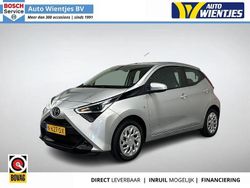 Grau Gebraucht 2021 Toyota Aygo X-play Kleinwagen | 8.750 € (Fairer Preis)