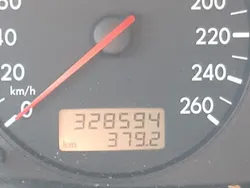 Silber Gebraucht 1997 VW Passat Basis Kombi | 2.250 € (Teuer)
