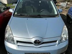 Silber Gebraucht 2005 Toyota Corolla Verso Van / Kleinbus | 4.499 € (Fairer Preis)