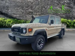 Beige Neu 2025 Toyota Land Cruiser SUV | 75.980 € (Fairer Preis)