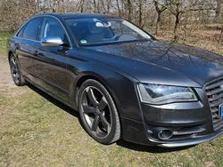 Grau Gebraucht 2013 Audi S8 Sport Limousine | 26.000 € (Guter Preis)