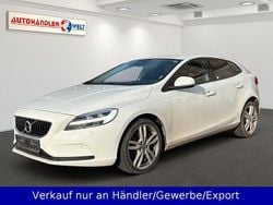 Weiß Gebraucht 2017 Volvo V40 Limousine | 10.499 € (Superpreis)