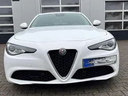 Weiß Gebraucht 2022 Alfa Romeo Giulia Super Limousine | 20.900 €