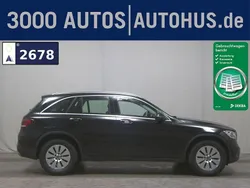 Schwarz unilack Gebraucht 2022 Mercedes 200 SUV | 27.980 € (Guter Preis)