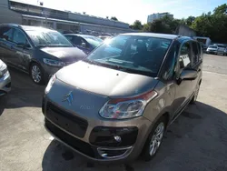 Braun Gebraucht 2011 Citroën C3 Picasso Tendance Van / Kleinbus | 2.900 € (Guter Preis)