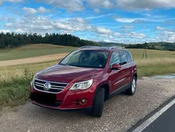 Rot Gebraucht 2009 VW Tiguan Sportline SUV | 5.800 € (Etwas zu teuer)