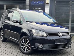 Schwarz Gebraucht 2011 VW Touran Highline Van / Kleinbus | 8.890 € (Etwas zu teuer)