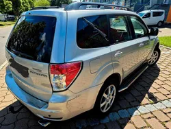 Silber Gebraucht 2011 Subaru Forester Exclusive+ SUV | 8.990 € (Fairer Preis)