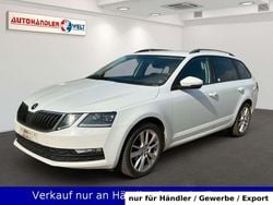 Weiß Gebraucht 2017 Skoda Octavia Joy Kombi | 6.999 € (Guter Preis)