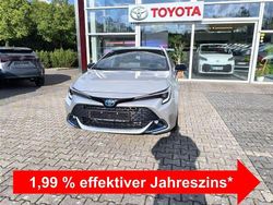 Cosmicsilber metallic Neu 2025 Toyota Corolla Kombi | 40.259 € (Teuer)