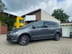 Indiumgrau metallic Gebraucht 2016 VW Sharan Van / Kleinbus | 21.999 € (Fairer Preis)