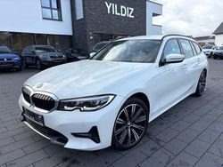 Weiß Gebraucht 2023 BMW 320 Sport Line Kombi | 22.890 € (Fairer Preis)