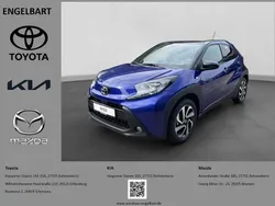 Juniper blue / night sky black Gebraucht 2024 Toyota Aygo Team Kleinwagen | 17.990 € (Etwas zu teuer)
