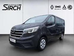 Schwarz Gebraucht 2024 Renault Trafic Evolution Van | 37.990 € (Fairer Preis)