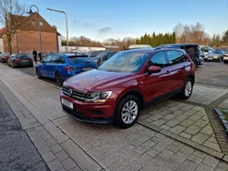 Rot Gebraucht 2017 VW Tiguan Trendline SUV | 16.690 € (Guter Preis)