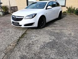 Weiß Gebraucht 2016 Opel Insignia Kombi | 4.100 € (Fairer Preis)