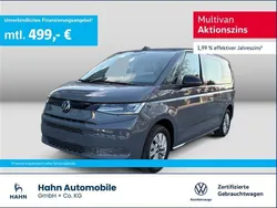 Grau Gebraucht 2023 VW Multivan Basis Van / Kleinbus | 48.900 € (Fairer Preis)