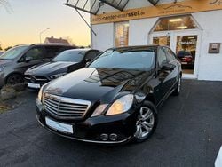 Schwarz Gebraucht 2009 Mercedes E220 Elegance Limousine | 5.890 € (Fairer Preis)