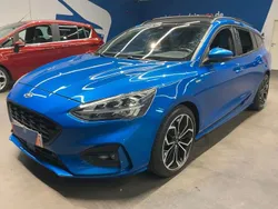 Blau Gebraucht 2020 Ford Focus ST-Line Limousine | 17.990 € (Guter Preis)