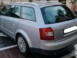 Silber Gebraucht 2001 Audi A4 Kombi | 1.200 € (Guter Preis)