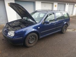 Blau Gebraucht 2005 VW Golf IV Kombi | 500 € (Superpreis)