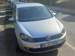 Silber Gebraucht 2010 VW Golf VI Team Limousine | 3.500 €