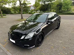 Schwarz Gebraucht 2009 Mercedes E350 AMG Limousine | 9.799 € (Guter Preis)
