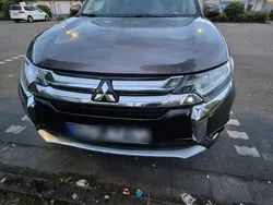 Braun Gebraucht 2016 Mitsubishi Outlander Plus SUV | 9.099 € (Fairer Preis)