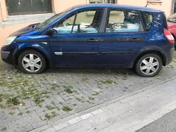 Blau Gebraucht 2003 Renault Scénic Van / Kleinbus | 699 € (Guter Preis)