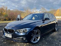 Blau Gebraucht 2016 BMW 320 Sport Line Kombi | 15.650 € (Fairer Preis)