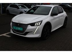 Weiß Gebraucht 2023 Peugeot e-208 GTi Kleinwagen | 19.500 € (Fairer Preis)