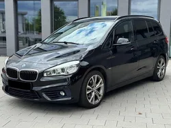 Schwarz Gebraucht 2016 BMW 216 Gran Tourer Shadowline Van / Kleinbus | 11.200 € (Fairer Preis)