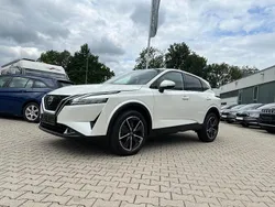 Brillant white metallic Gebraucht 2024 Nissan Qashqai Tekna SUV | 29.990 € (Fairer Preis)