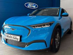 Blau metallic Gebraucht 2022 Ford Mustang Mach-E Basis SUV | 33.900 € (Superpreis)