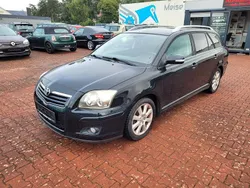 Schwarz Gebraucht 2006 Toyota Avensis Edition Kombi | 2.500 € (Guter Preis)