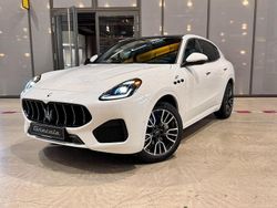 Bianco Neu 2025 Maserati Grecale SUV | 75.900 € (Superpreis)