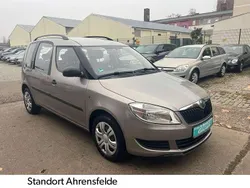 Beige Gebraucht 2012 Skoda Roomster Plus Edition Kombi | 5.990 € (Etwas zu teuer)
