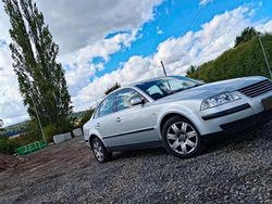 Silber Gebraucht 2001 VW Passat Limousine | 2.000 € (Fairer Preis)