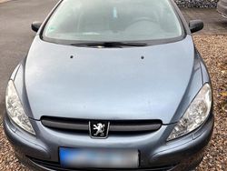 Grau Gebraucht 2004 Peugeot 307 CC Cabrio | 3.749 € (Teuer)
